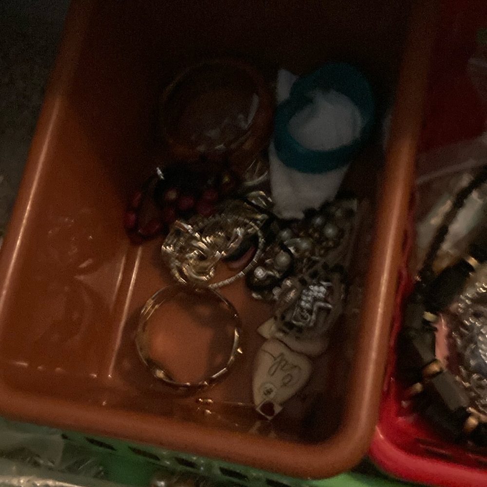 Dundat’s unlisted items - Picture 8 of 8